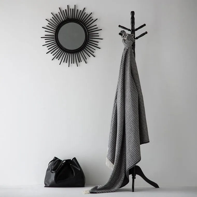 Pléd so strapcami LADA tmavo šedý 150 x 200 cm