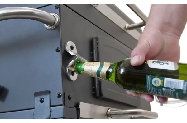 Gril na drevené uhlie čierna