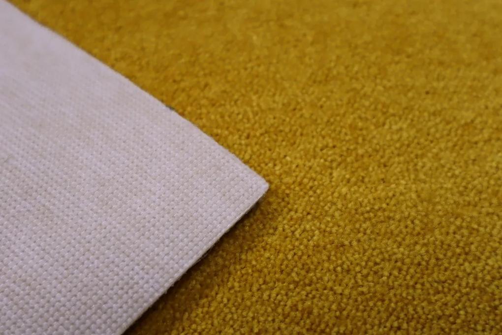 Lano - koberce a trávy Metrážny koberec Nano Smart 371 žltý - Kruh s obšitím cm