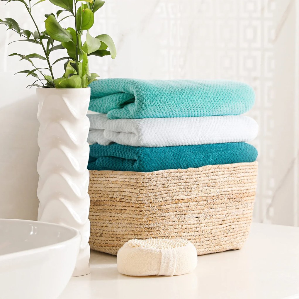 RÝCHLOSCHNÚCI UTERÁK Z MIKROVLÁKNA ZOE1 50X90 CM TMAVOMODRÁ