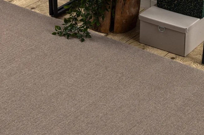 Koberec TEXTURA 488.04.LA600 Osta hnedý