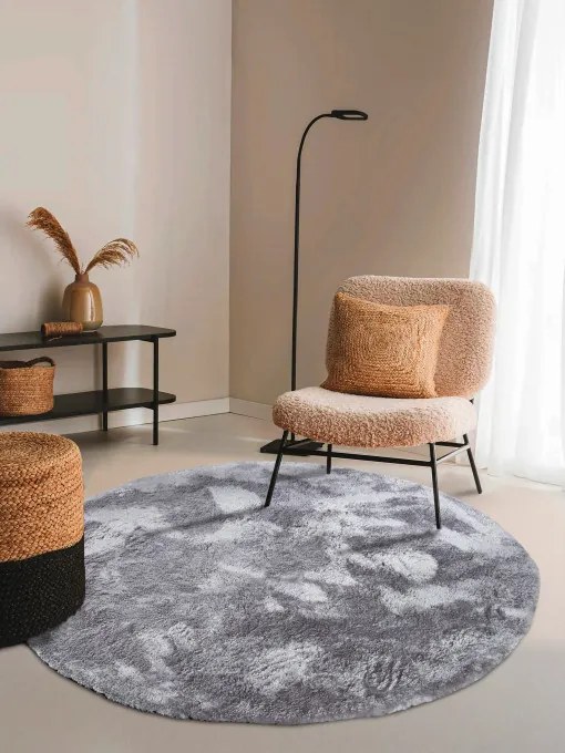 Koberec Elle Decoration COSY Calida strieborný kruh