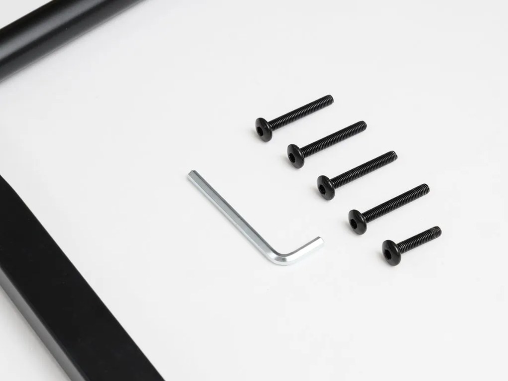 Sivé jedálenské kreslo MARLEN VELVET s čiernymi nohami