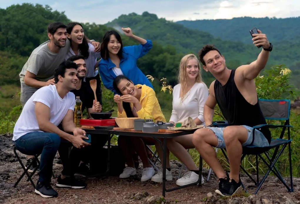 Kempingová turistická sestava TRIP černá/dřevo
