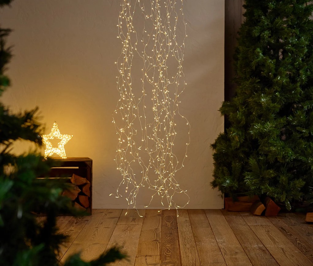 LED hviezda s opletenou svetelnou reťazou