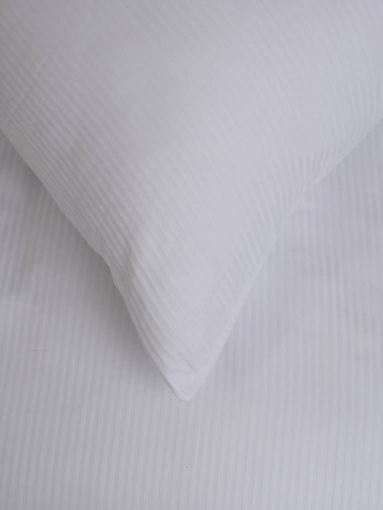 Hotelový povlak na prikrývku 240 x 220 cm - prúžok 4 mm