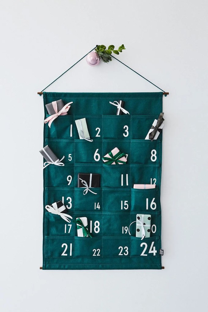 DESIGN LETTERS Adventný kalendár Pine Green