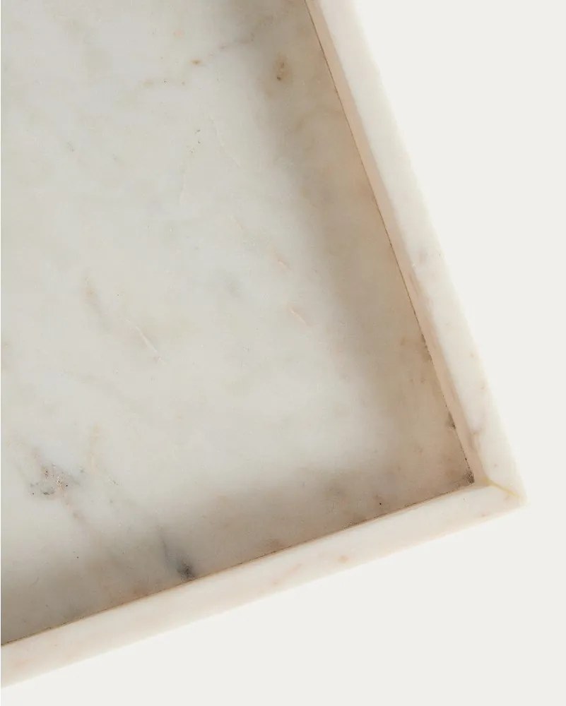 Mramorová dekoratívna tácka 35x35 cm Serela – Kave Home