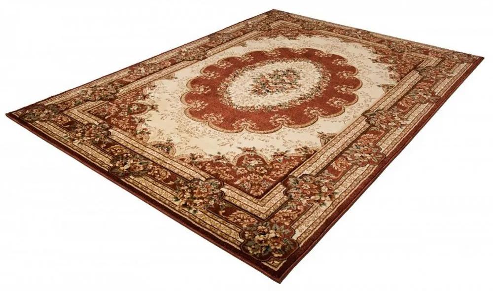 Kusový koberec klasický vzor hnedý . 150x295cm