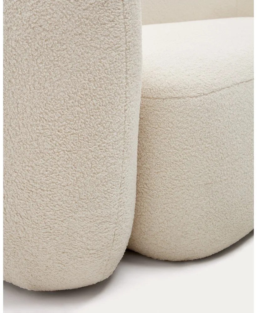 Krémová pohovka z textílie buklé 246 cm Martina – Kave Home