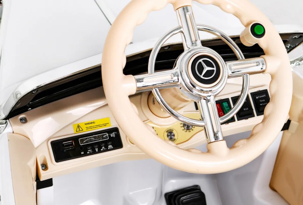 Elektrické autíčko Mercedes Benz Retro Type 540A - biely