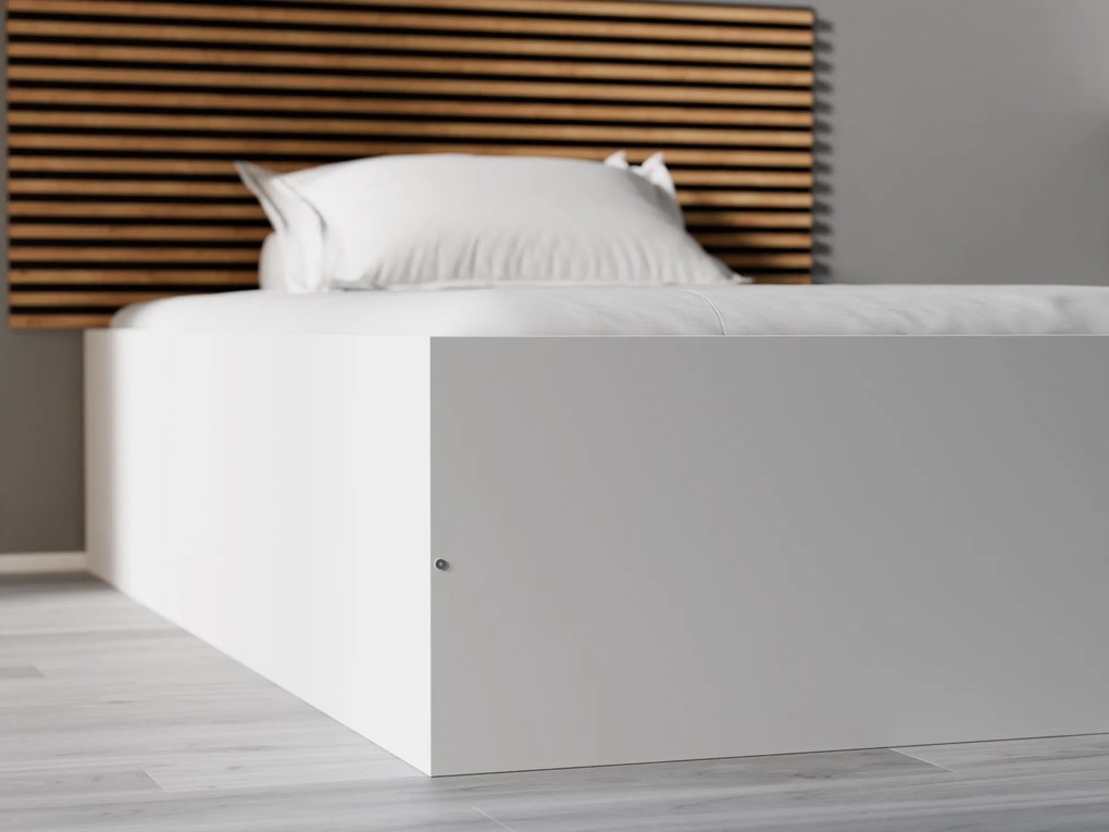 Posteľ BELLA 120x200 cm, biela Rošt: S lamelovým roštom, Matrac: Matrac Deluxe 10 cm