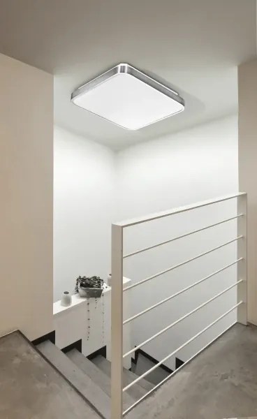 LED stropné svietidlo Quadro 50 Led CCT Silver s diaľkovým ovládačom