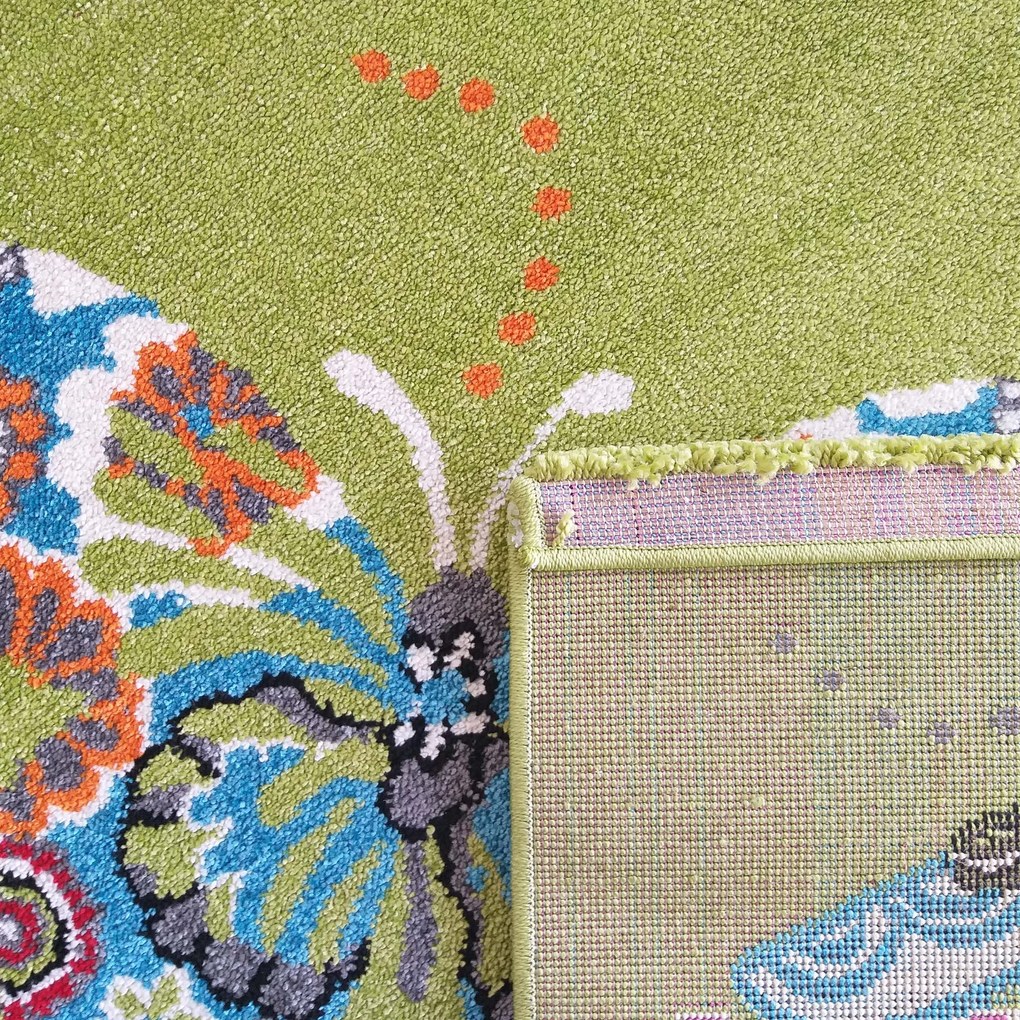 DY Detský zelený koberec s motýľmi Bella 114 Rozmer: 200x290 cm