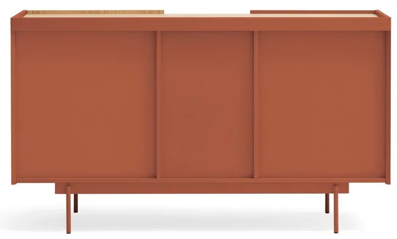 Nízka komoda v dekore duba v tehlovo-prírodnej farbe 130x78 cm Otto – Teulat