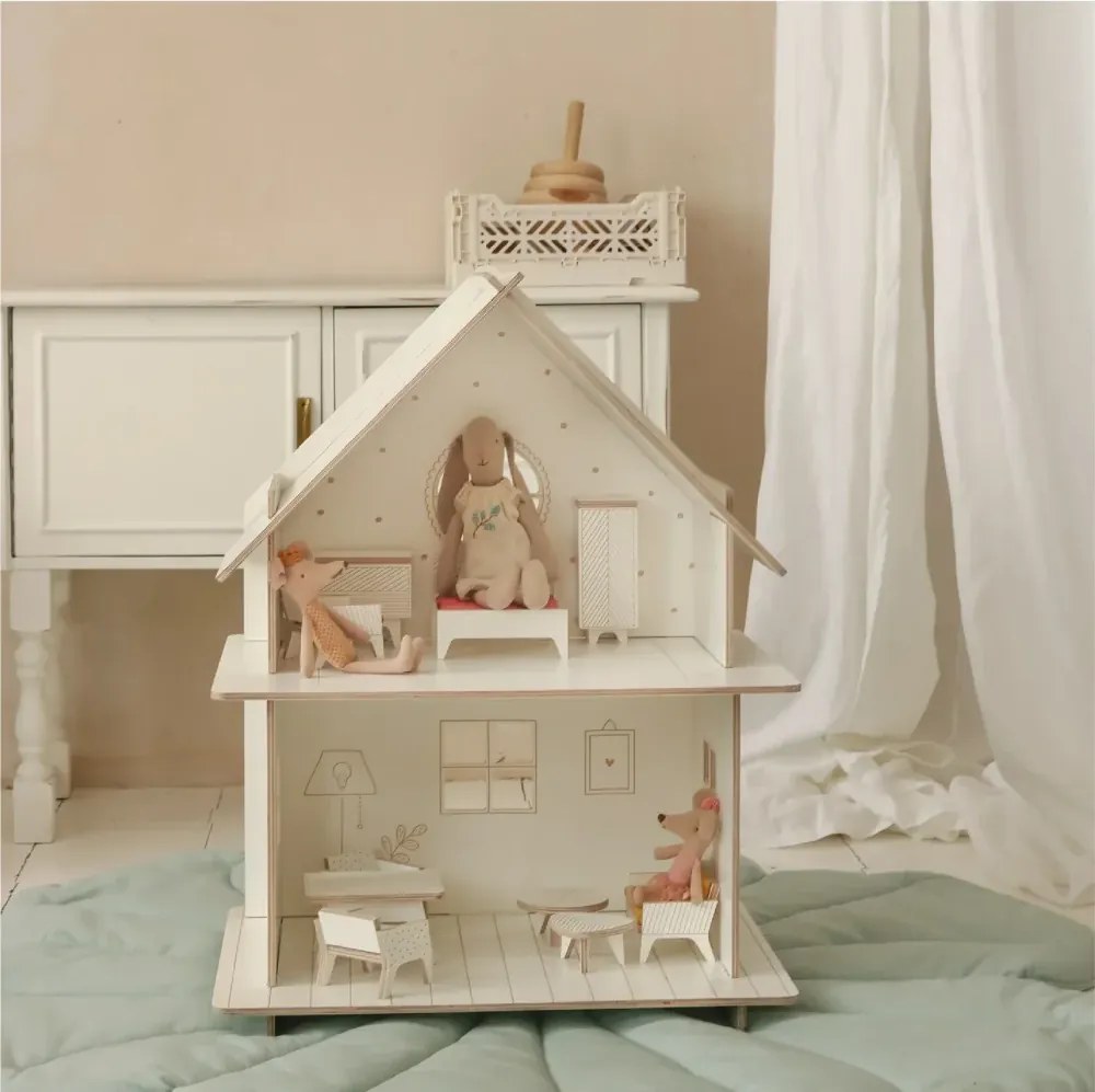 Detský drevený domček pre bábiky s nábytkom