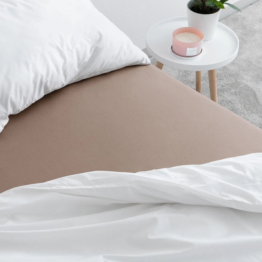 Goldea jersey elastická plachta - hnedá 200 x 220 cm