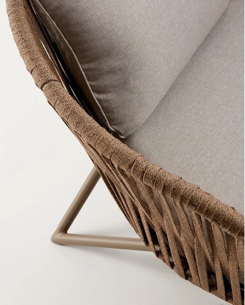 Svetlosivé/hnedé kovové záhradné kreslo Branzie – Kave Home