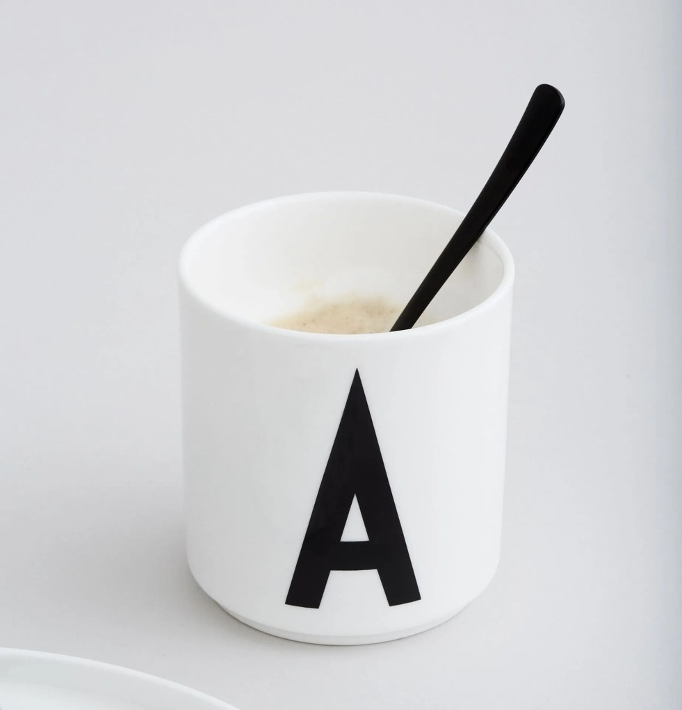 DESIGN LETTERS Porcelánový hrnček/dózička Letters 300 ml B