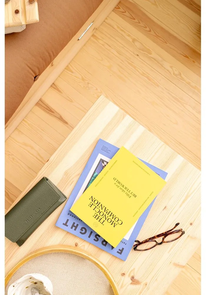 Konferenčný stolík z borovicového dreva v prírodnej farbe 45x68 cm Japan – Karup Design