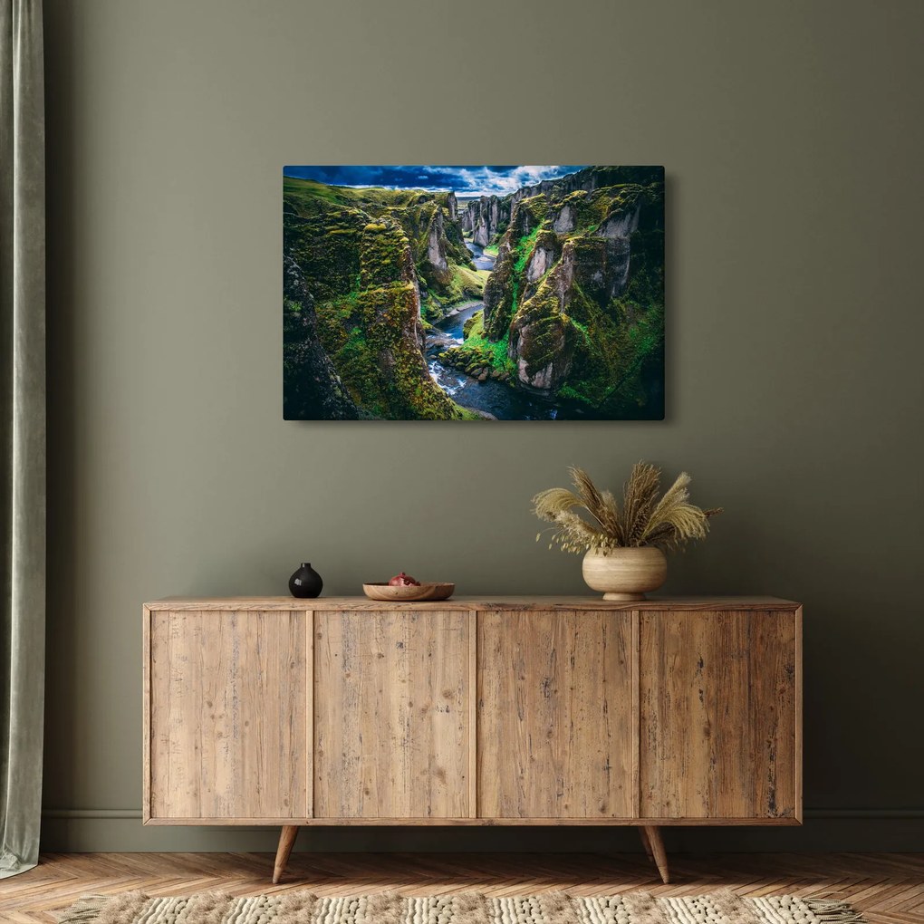 Obraz - Rieka v skalnatom údolí (90x60 cm)