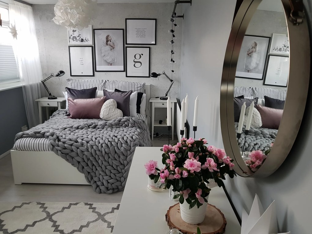 Koberec SKETCH - F343 Marocká mreža, krémovo - sivý