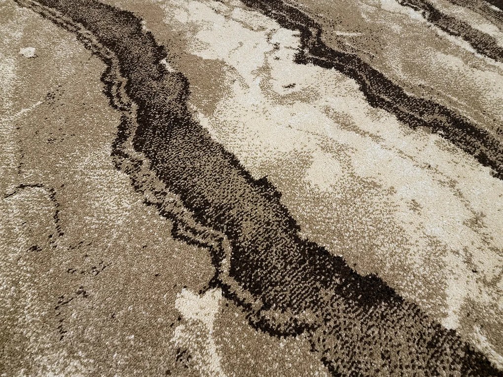 Koberec Wenus 7772 BEIGE – béžový obdĺžnikový so vzorom Rozmer: 80x150 cm