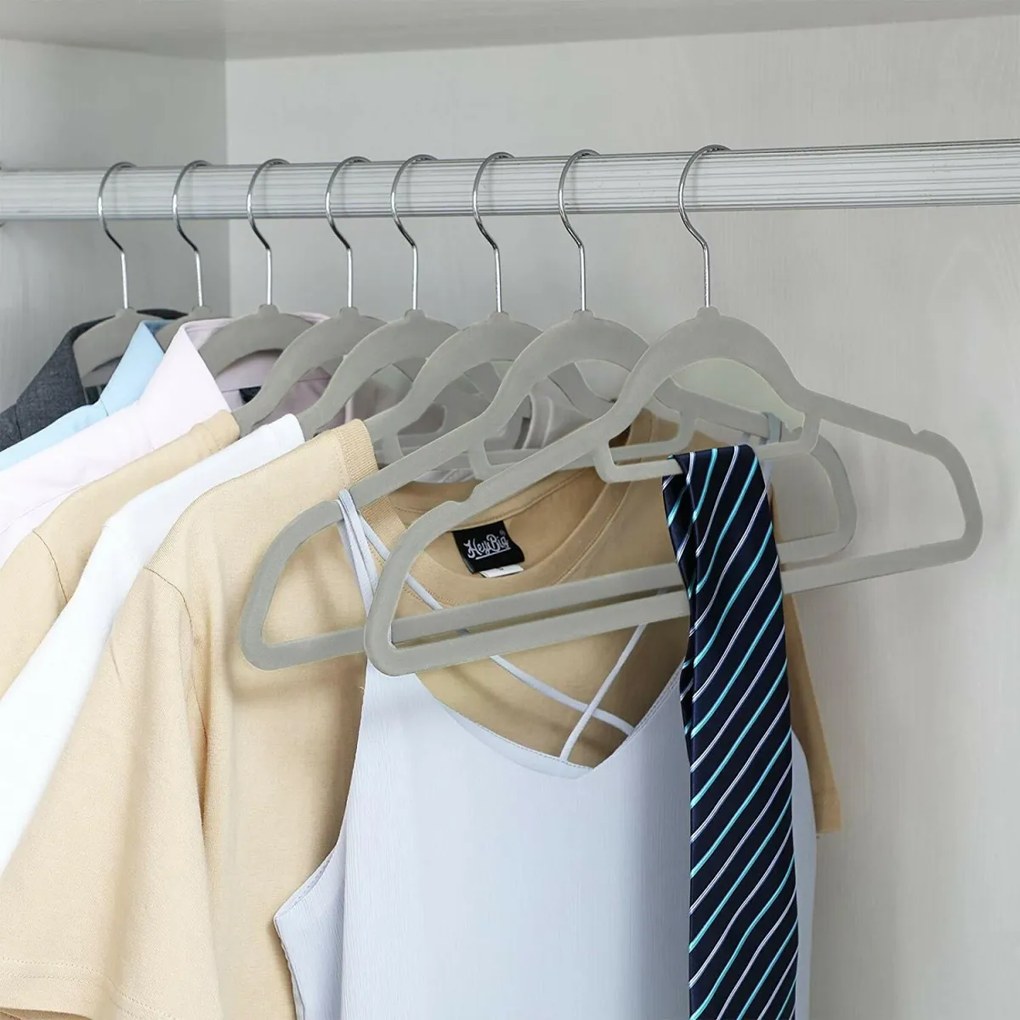 Velúrová súprava vešiakov Maxi 50 kusov sivá