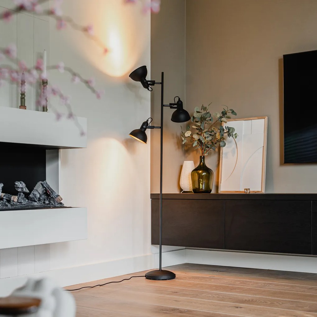 Inteligentná stojaca lampa čierna so zlatou farbou 3 svetlá vrátane 3 WiFi P45 - Tommy