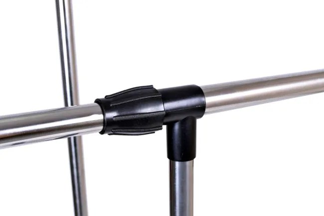 Vešiakový stojan na kolieskach TIMI čierny