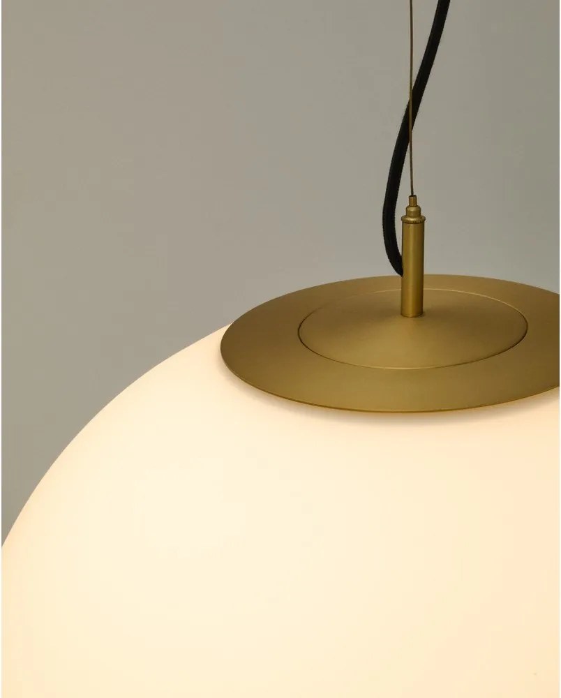 Biele/v zlatej farbe závesné svietidlo so skleneným tienidlom ø 10 cm Brisia – Kave Home