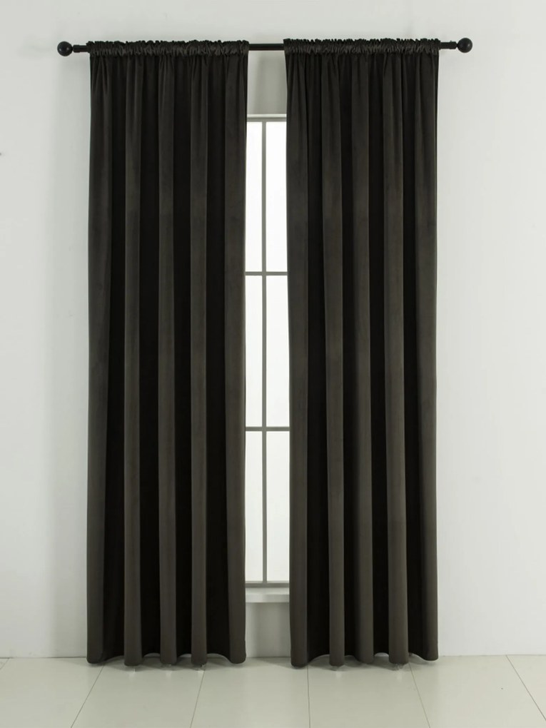 Zamatové zatemňovacie závesy Cesar sivohnedé - 140 x 180 cm (2ks) - riasiaca stuha