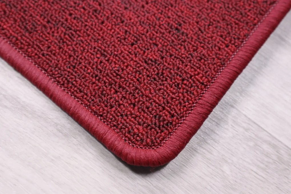 Vopi, Koberec behúň na mieru Astra červená, šíre 60 cm, červená, chodba / predsieň