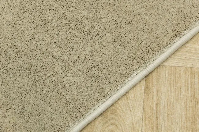 Metrážny koberec Lexus 173 béžový