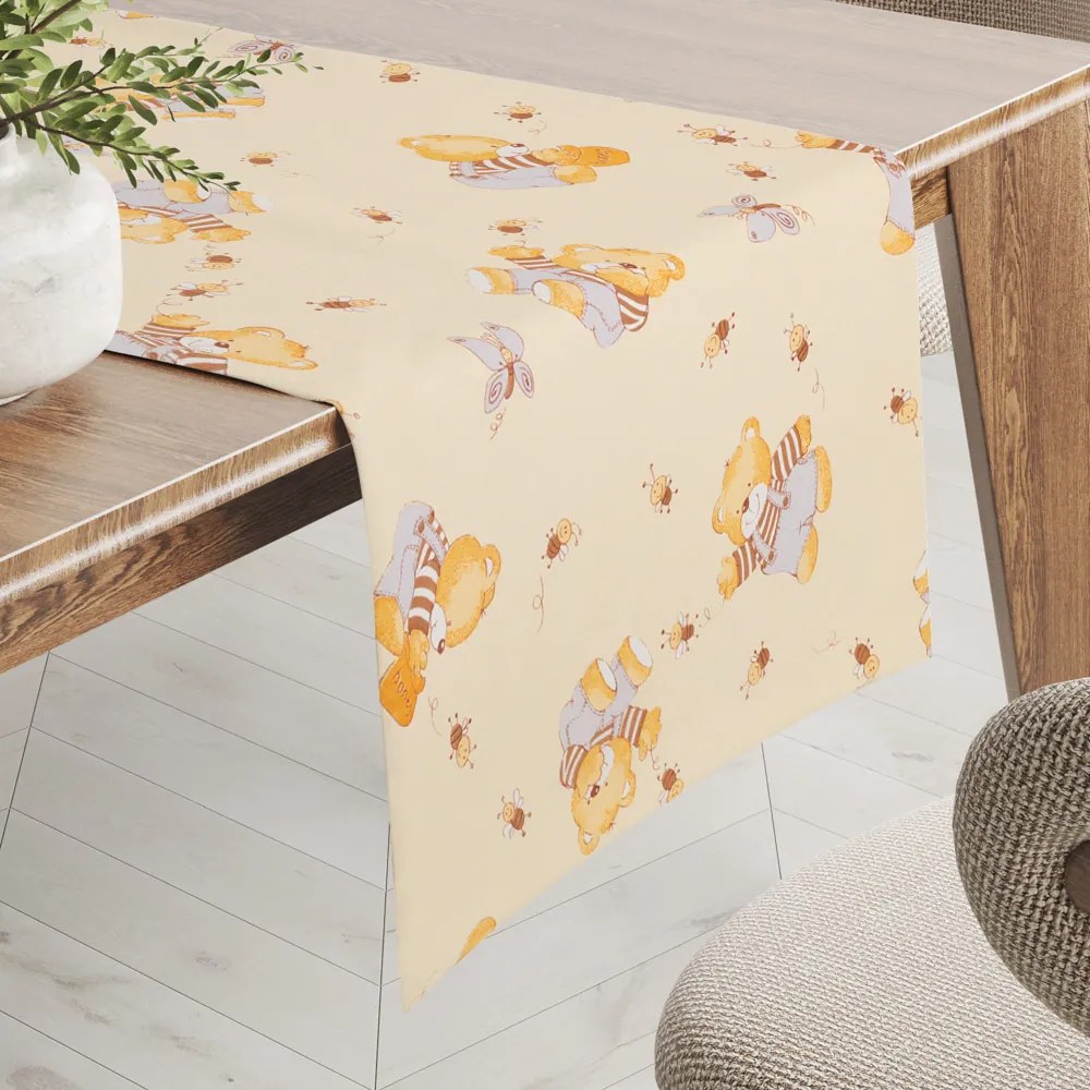 Biante Detský bavlnený behúň na stôl Sandra SA-730 Medvedíky a včielky na svetlo žltom 20x160 cm