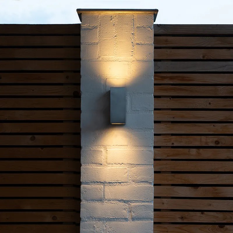 Moderná nástenná lampa hliníková 2-žiarovková IP44 - Baleno