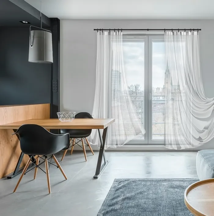 Dekorstudio Garniža jednoradová Luna čierna matná 19mm Dĺžka: 360cm, Typ uchytenia: Držiak modern, Typ príslušenstva: Krúžky tiché so štipcami