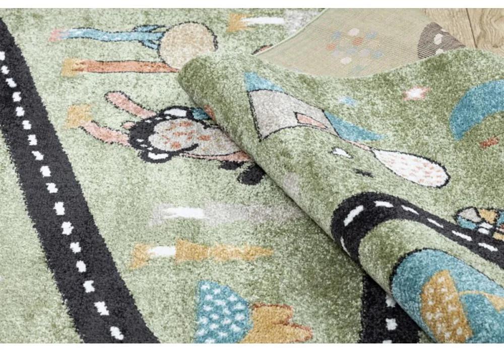 Detský kusový koberec Cesta z mesta zelený 140x190cm