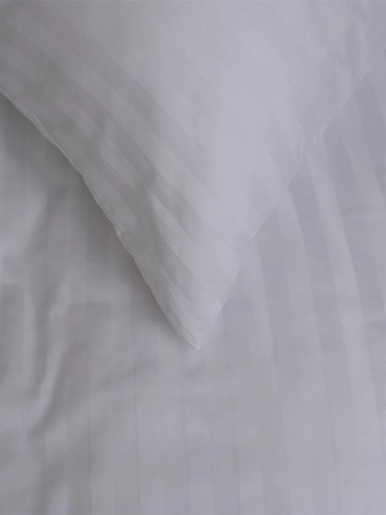 Hotelový povlak na prikrývku 200 x 200 cm - prúžok 20 mm