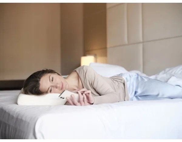 CONNECT IT CFH-6020-WH - Anatomický vankúš Taurus biely