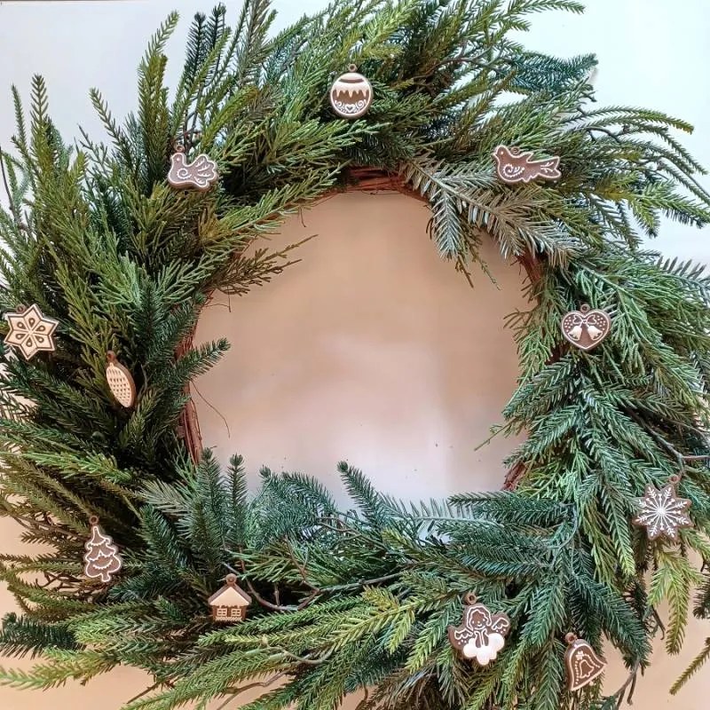 DECOLED Sada drobných vánočních ozdob, 3 × 4 cm, plast, balení 11 ks