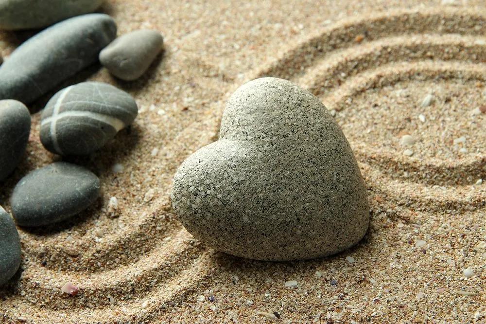 Fototapeta Zen kameň v tvare srdca - 150x100