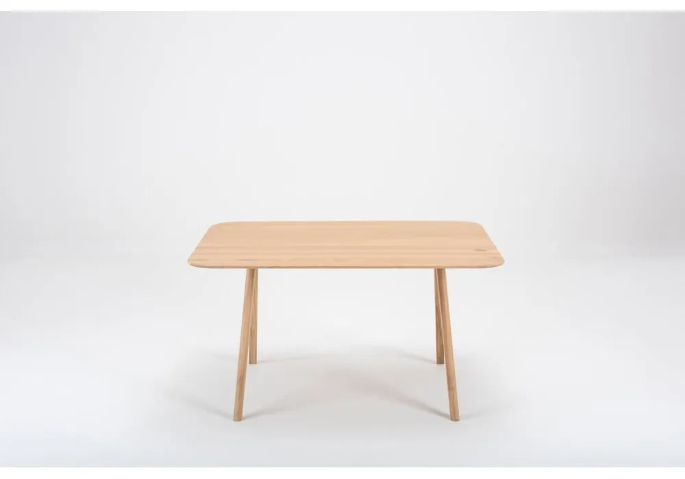 Jedálenský stôl z dubového dreva Gazzda Ava, 140 x 90 cm