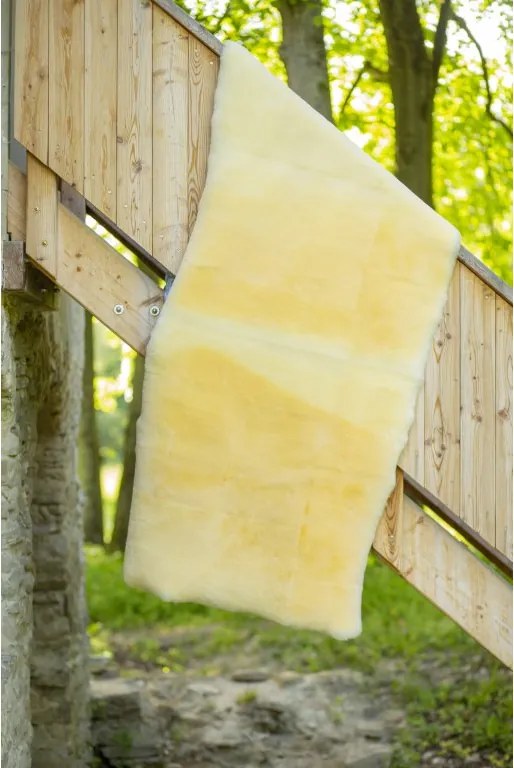 Koberec z ovčej kože medicínskej