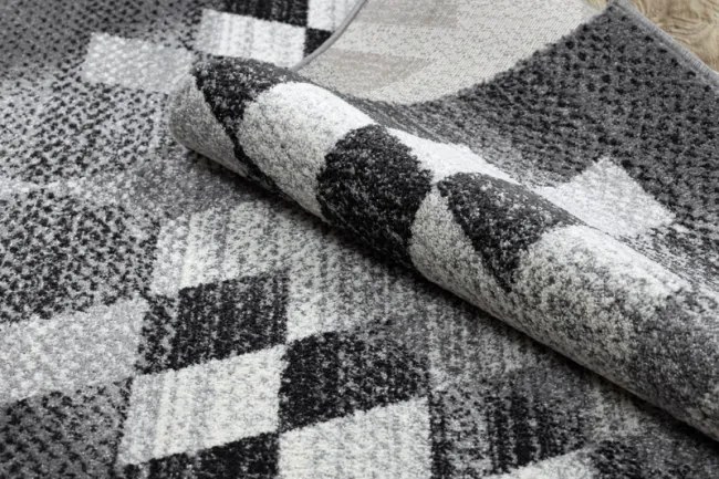 Koberec KAKE 25812677 Geometric - Romby 3D sivý/čierny