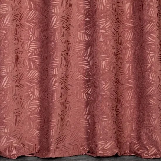 Zamatový záves staroružovej farby s motívom listov na kruhy 140 x 250 cm