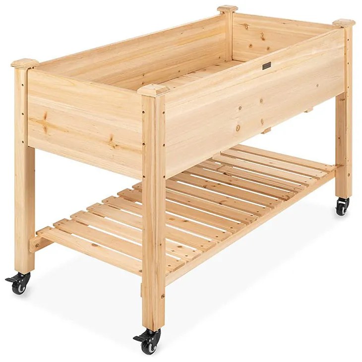 Vyvýšený drevený záhon na kolieskach