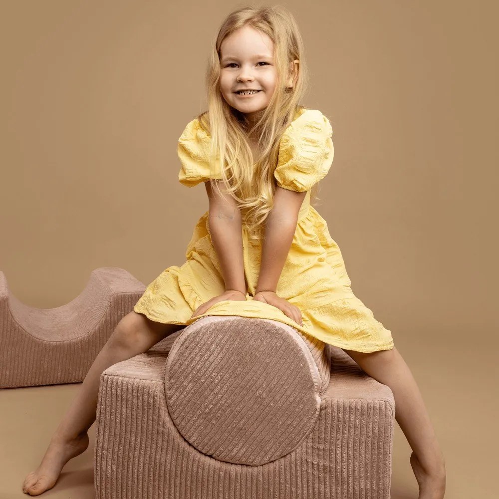 Kaki menčestrové penové ihrisko 45x170x30 cm Montessori – Meowbaby