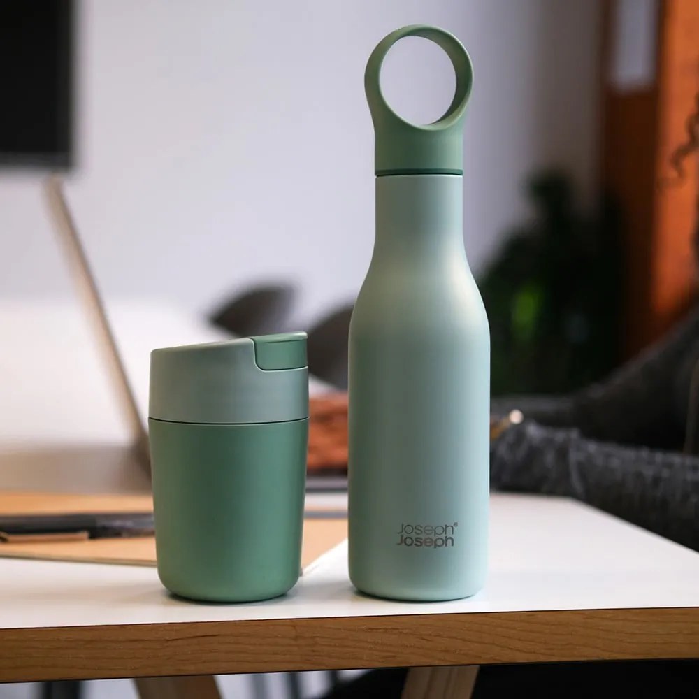 Cestovná antikoro fľaša v mentolovej farbe 500 ml Loop – Joseph Joseph