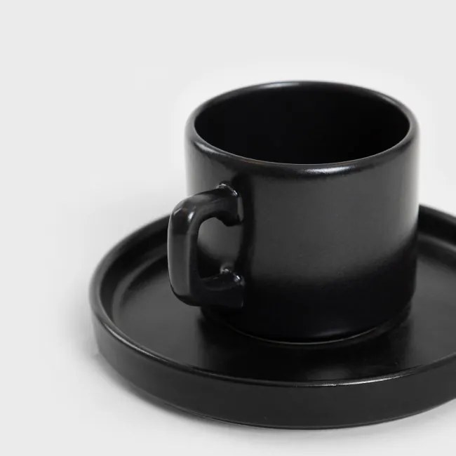 Šálka FAMELIO čierna, s podšálkou 725456 200 ml